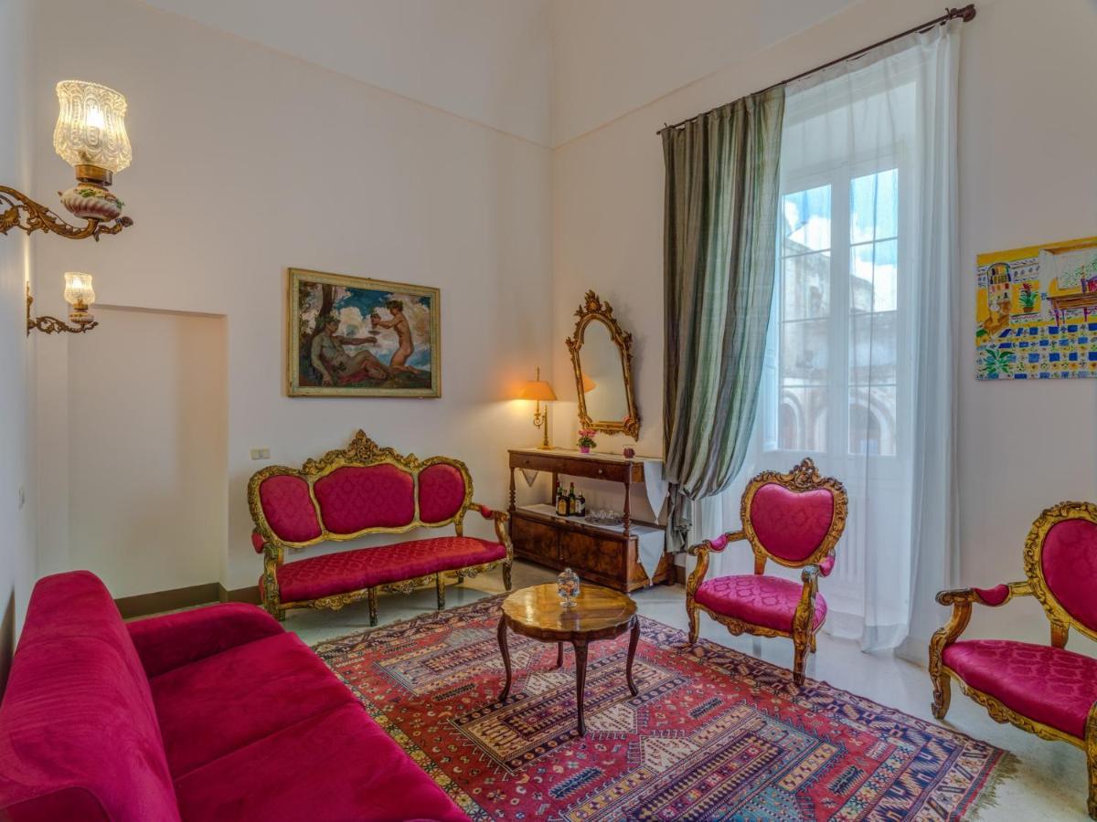 Bed and Breakfast Dimora San Leucio Лечче Экстерьер фото